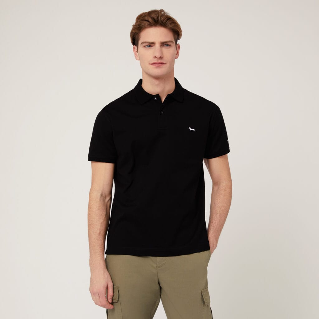 TIPO POLO NEGRA HARMONT AND BLAINE algodon pique