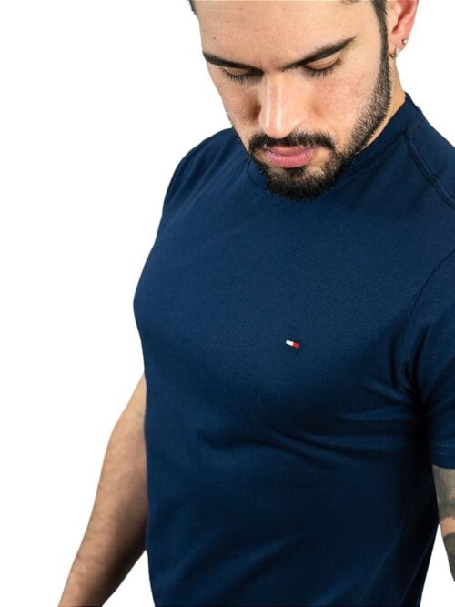 Sueter Oscuro Tommy - Golden Wear Colombia